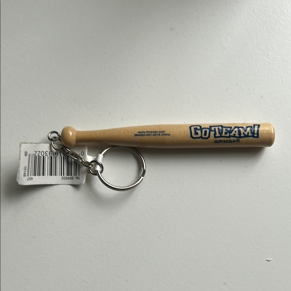 Amscan Mini Baseball Bat Keychain - Picture 1 of 4